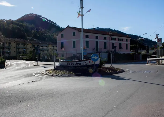 Cielo&terra2 Apartman Levanto